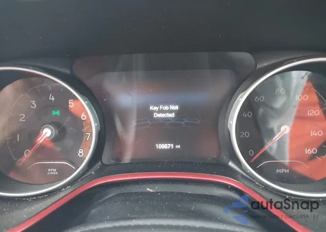 2019 Jeep Compass Trailhawk 4X4 z USA, uszkodzony, nr VIN 3C4NJDDB8KT671153